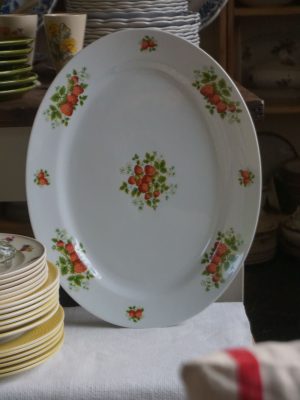 Fuente fresas porcelana Limoges