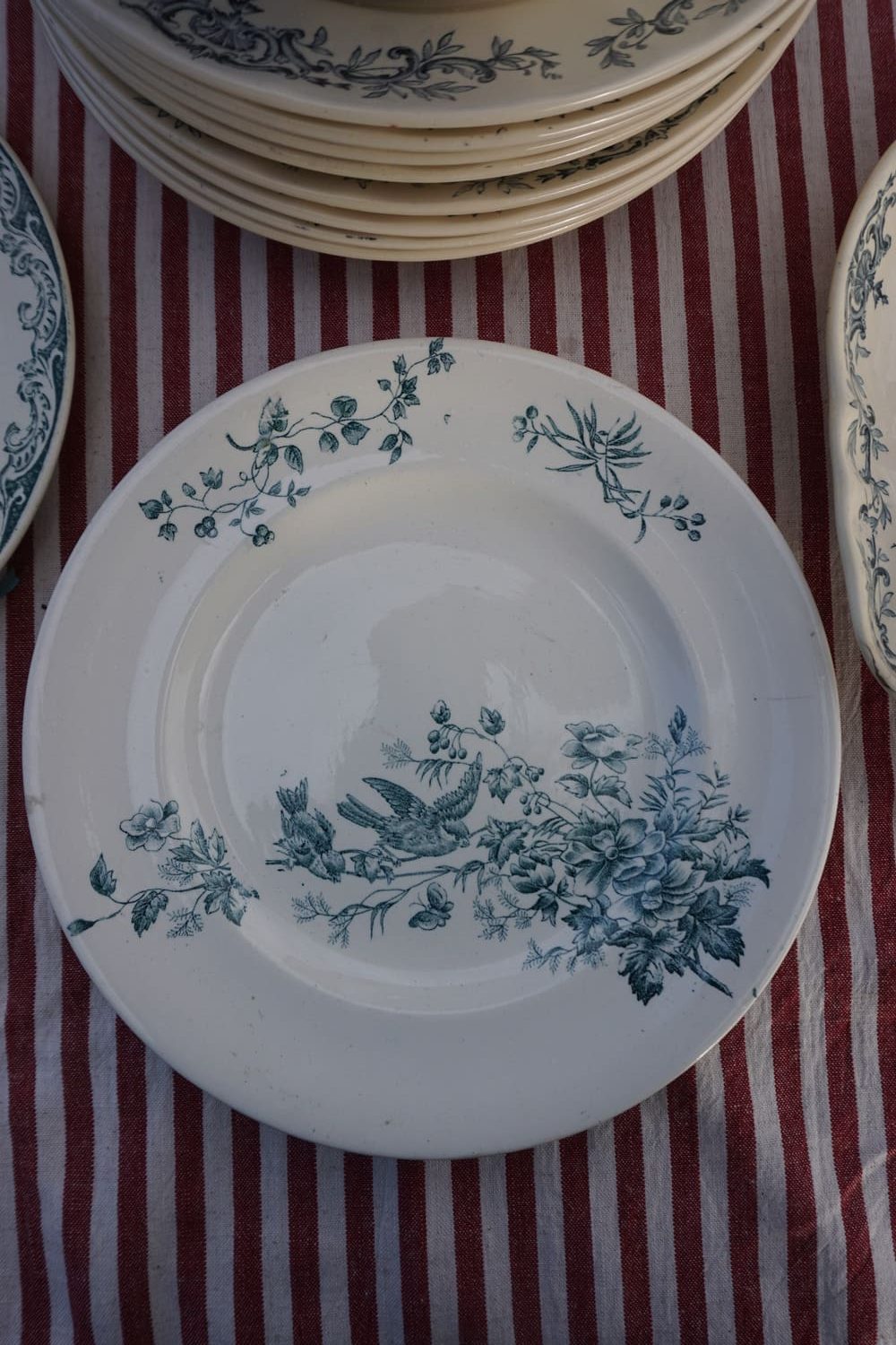 Plato Mignon Longwy terre de fer